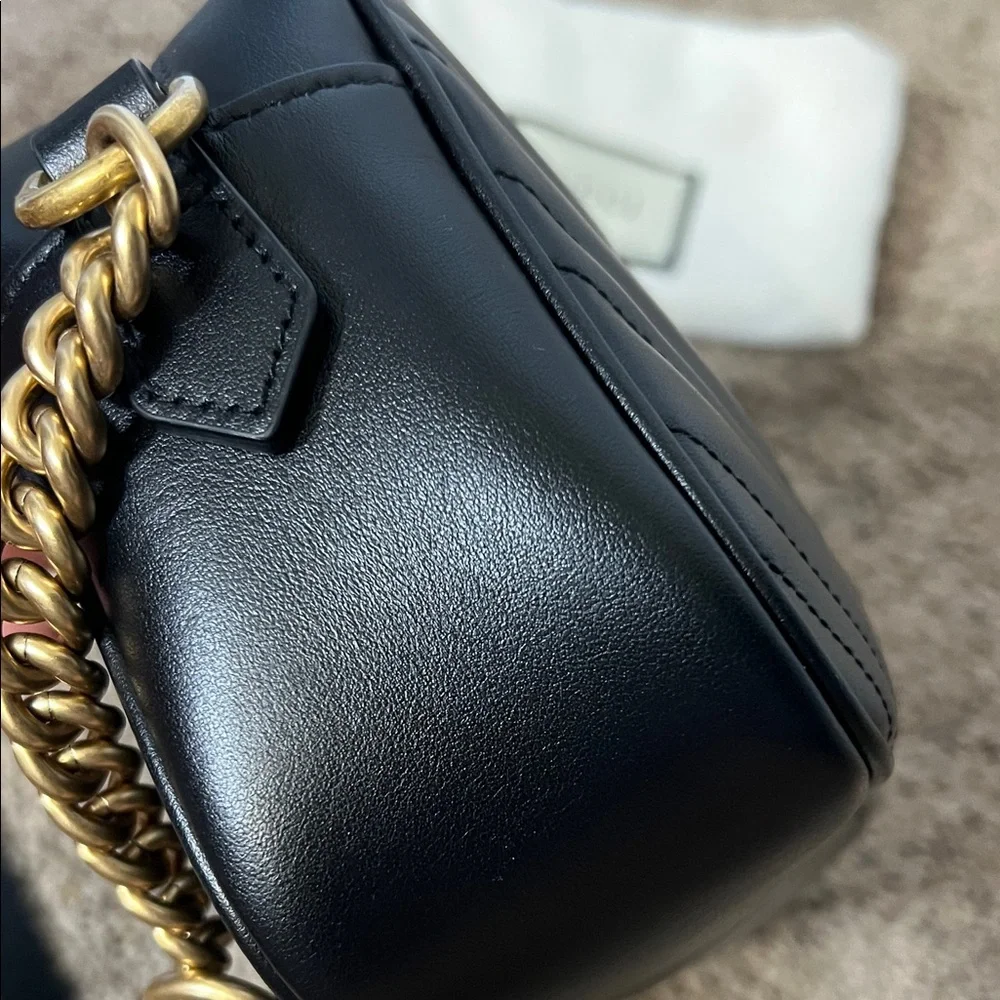 3301 Gucci Black Crossbody Bag Small - Picture 3 of 11